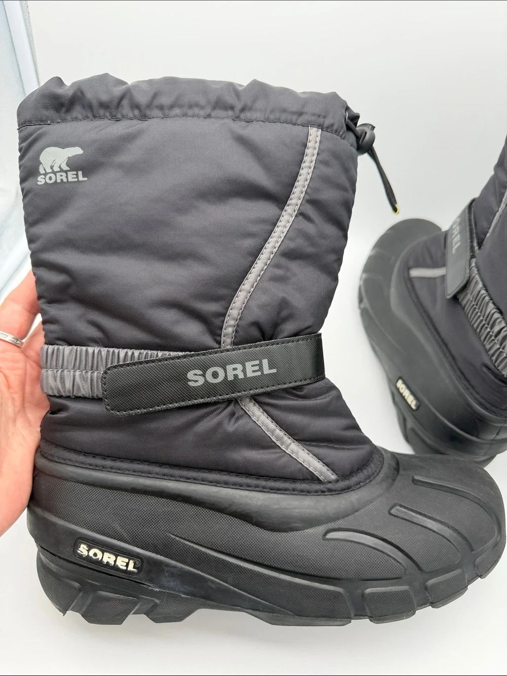 SOREL Flurry Youth Snow Boots Size 7 Waterproof Insulated Winter Snow Unisex